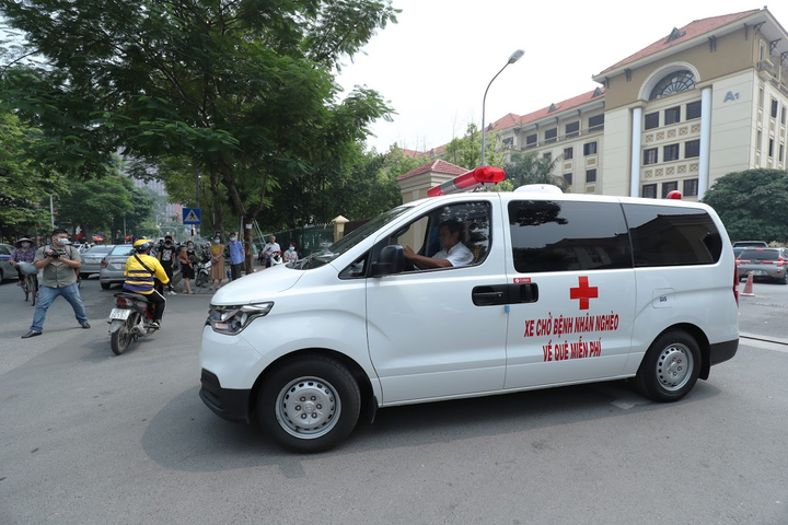 Đừng khuyên Đoàn Ngọc Hải cách làm việc thiện, hãy chúc anh vạn dặm bình an - 2