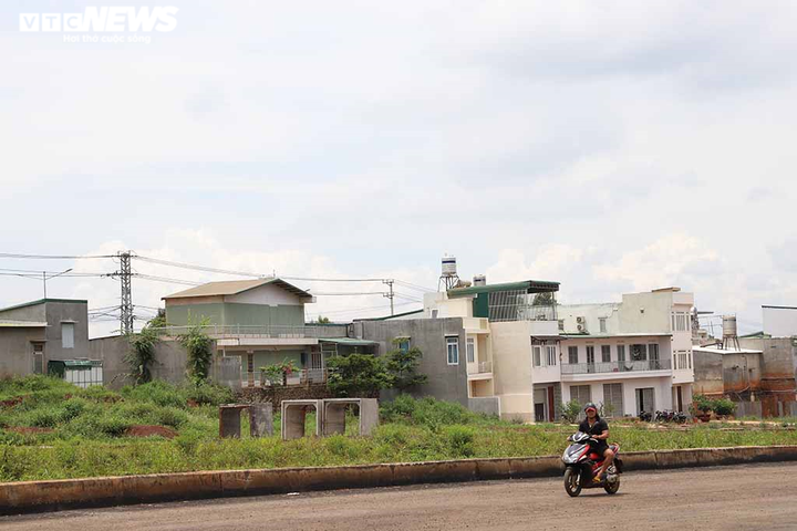 Cận cảnh dự án đội vốn lên 1.000 tỷ đồng, thi công dang dở ở Buôn Ma Thuột - 9