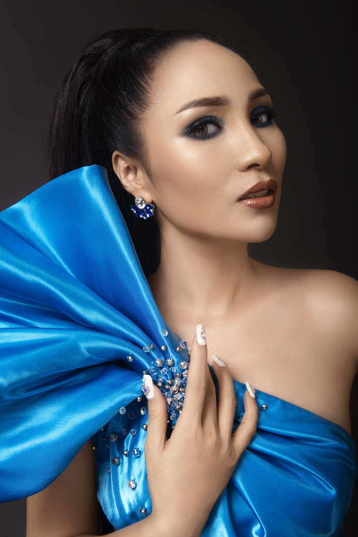 'Nữ hoàng ô tô' Châu Loan được báo Hàn khen ngợi với nhiều hoạt động từ thiện - 1