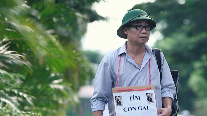 'Tổng đài hạnh phúc': Phải chăng chúng ta chỉ biết trân quý khi mất đi? - 4