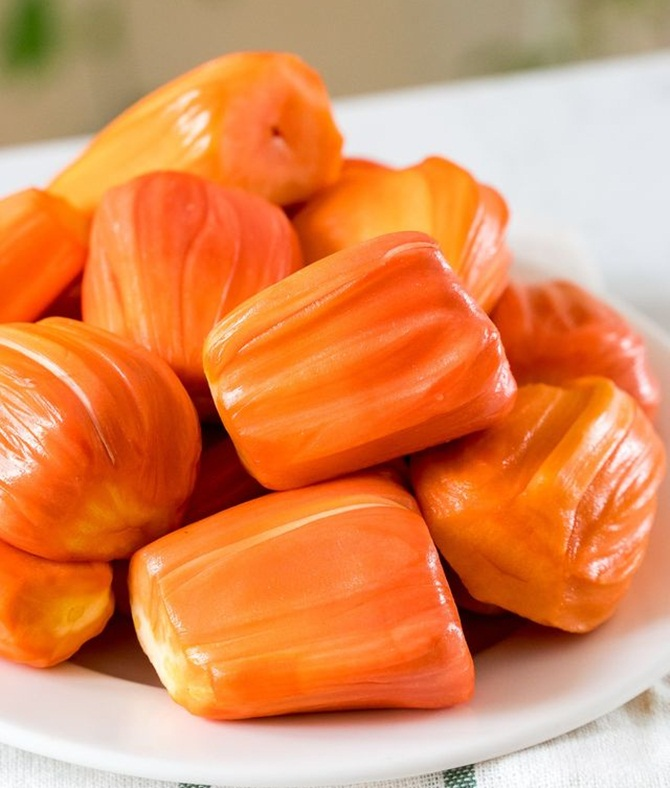 4 loại quả ruột đỏ giá 'chát' vẫn hút khách Việt - 4