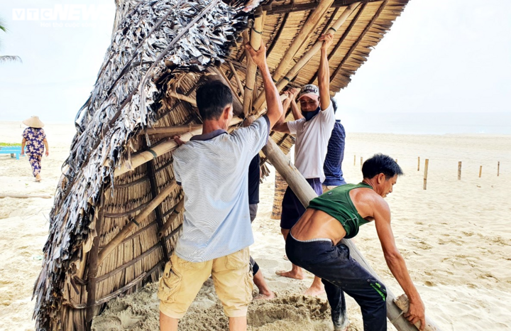 Bão số 5 tăng tốc áp sát đất liền, Đà Nẵng dốc toàn lực ứng phó - 6