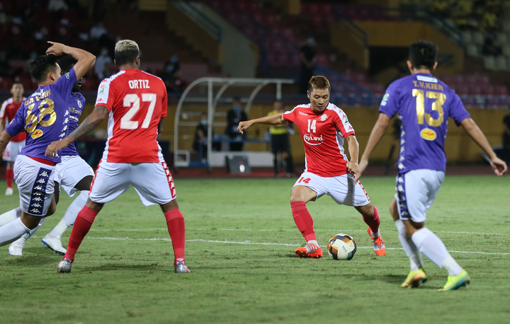 2 lần thua thảm Hà Nội FC, CLB TP.HCM chớ nôn nóng làm thế lực V-League - 2
