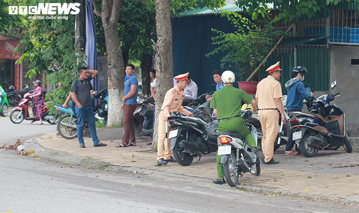 Hình ảnh giám đốc trung tâm đấu giá đất ở Thái Bình cùng vợ Đường 'Nhuệ' hầu tòa - 11