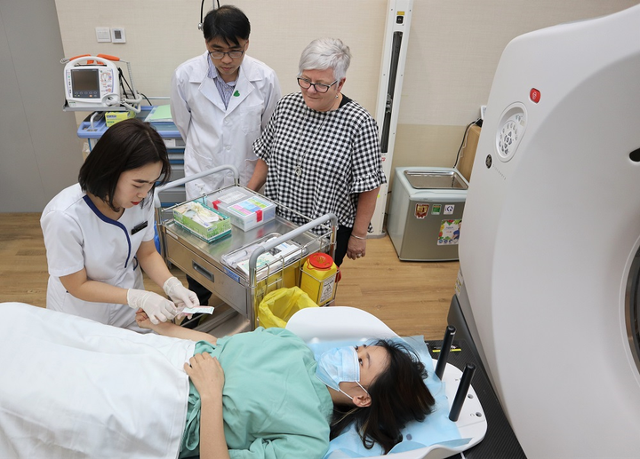 Triển khai nhiều hoạt động xây dựng Trung tâm Ung bướu xuất sắc (COE) tại Vinmec - 2