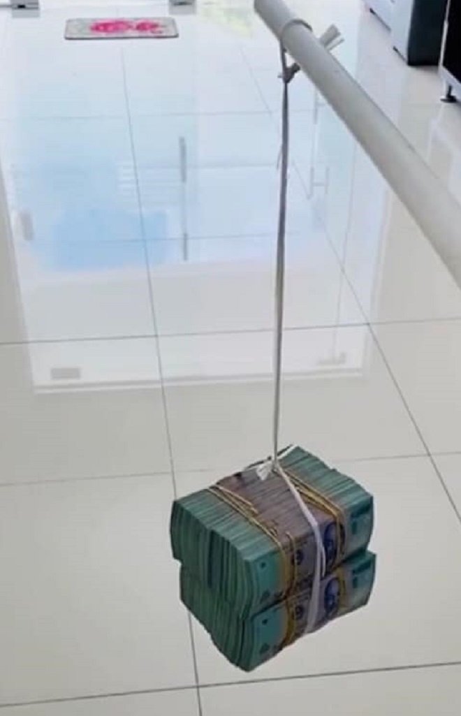 Bật cười trước muôn kiểu đèn trung thu tự chế của các 'thánh lầy' - 8