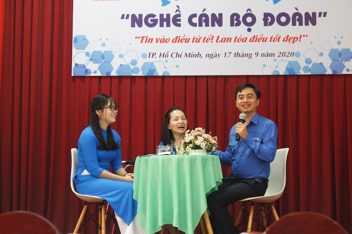 Làm sao giữ lửa cho cán bộ Đoàn? - 1