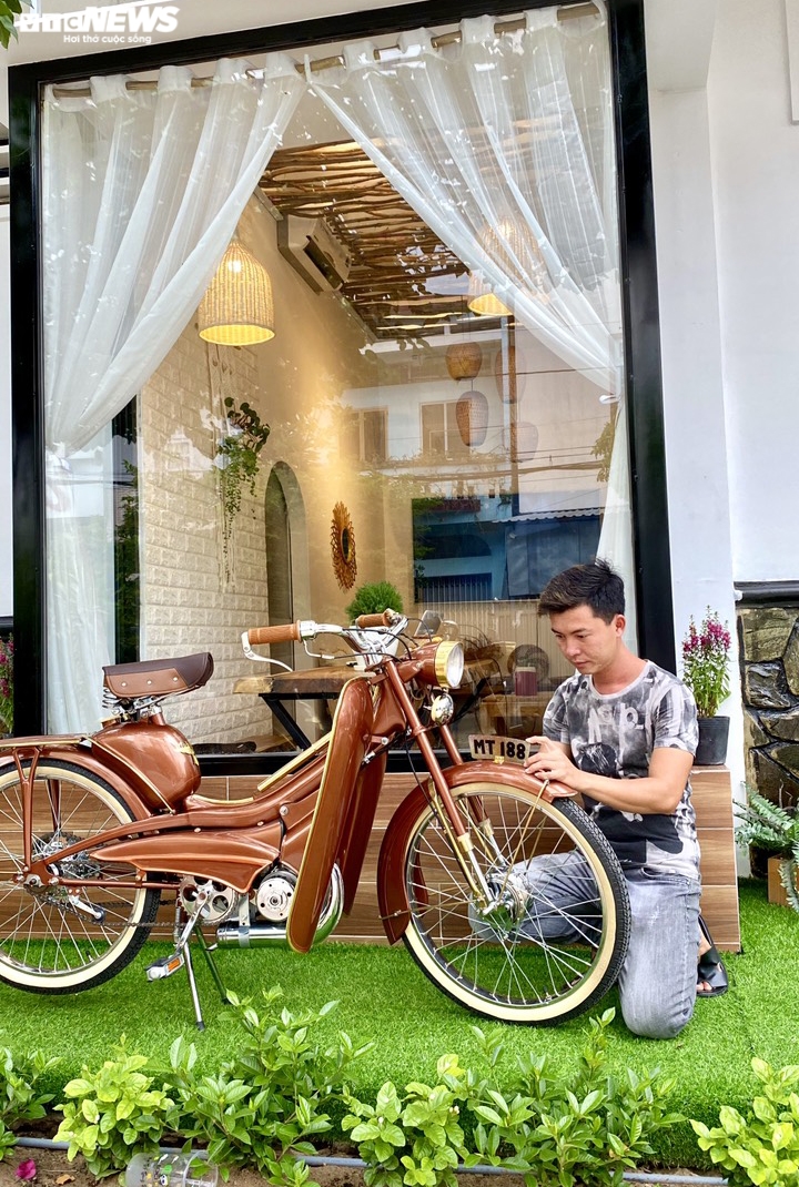 Xe máy đạp Mobylette huyền thoại chỉ 30 triệu ở Sài Gòn