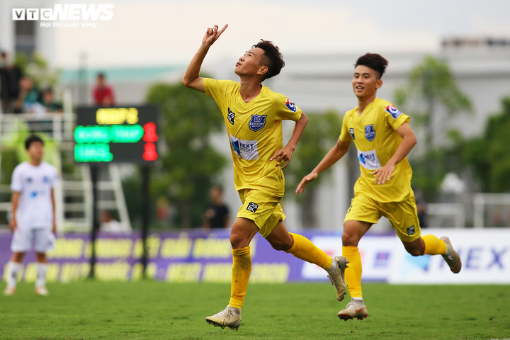 Thầy Giôm đến xem, U17 HAGL thoát thua trận ra quân U17 Quốc gia - 5