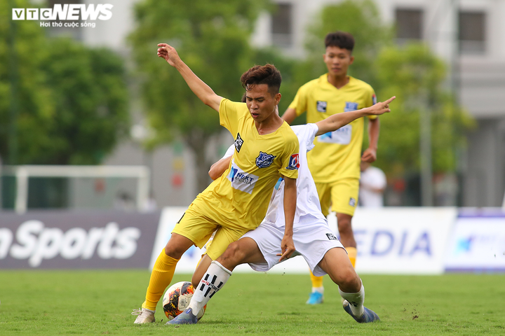 Thầy Giôm đến xem, U17 HAGL thoát thua trận ra quân U17 Quốc gia - 3