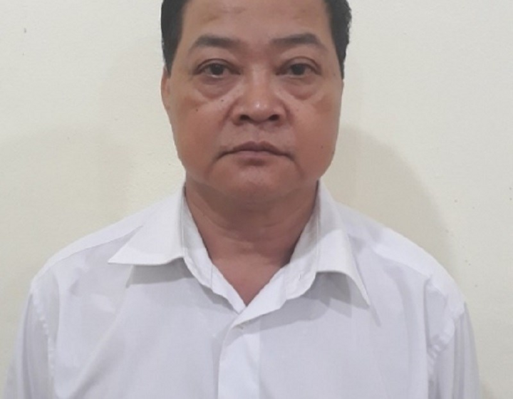 Bắt quả tang hiệu phó cùng giáo viên sử dụng ma túy ngay tại phòng làm việc - 1