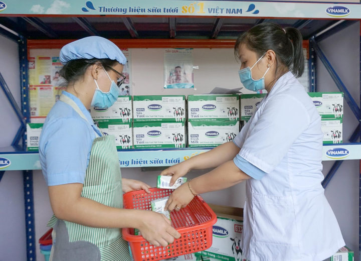 Bình Định tích cực với các công tác triển khai sữa học đường trong năm học mới - 4