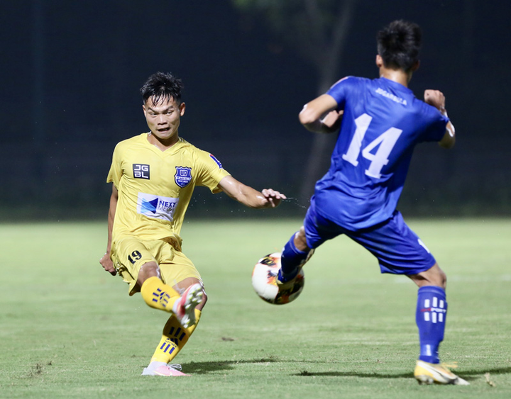 Thắng U17 Phú Yên, U17 SLNA theo chân U17 Học viện Nutifood vào bán kết - 2