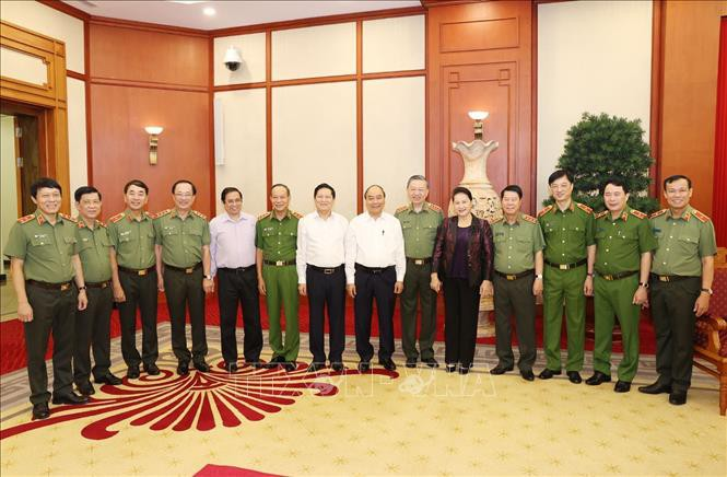 Tổng Bí thư, Chủ tịch nước làm việc với Thường vụ Đảng ủy Công an Trung ương - 4