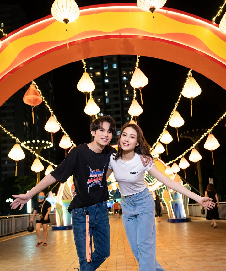 Ba 'Nhất' hút khách tham dự đại tiệc Trung thu 2020 tại 79 Vincom trên toàn quốc - 2