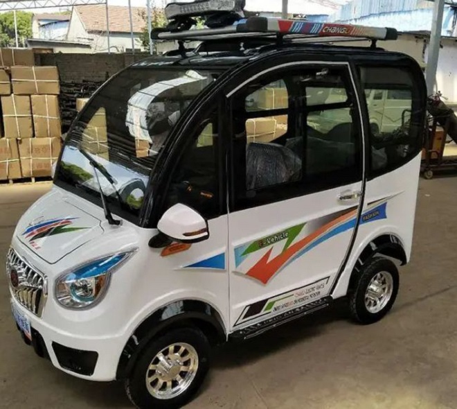 Loạt ô tô Trung Quốc giá siêu rẻ chỉ bằng chiếc xe máy tại Việt Nam - 1