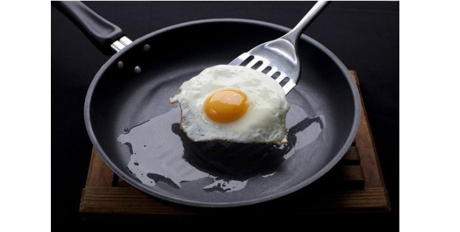 6 sai lầm phổ biến khi dùng nồi, chảo khiến người bệnh, đồ hỏng - 2