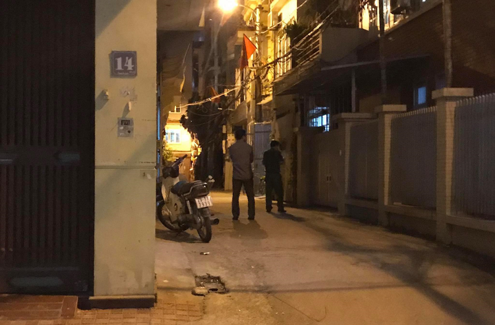 Khám nhà cựu giám đốc, phó giám đốc Bệnh viện Bạch Mai - 2