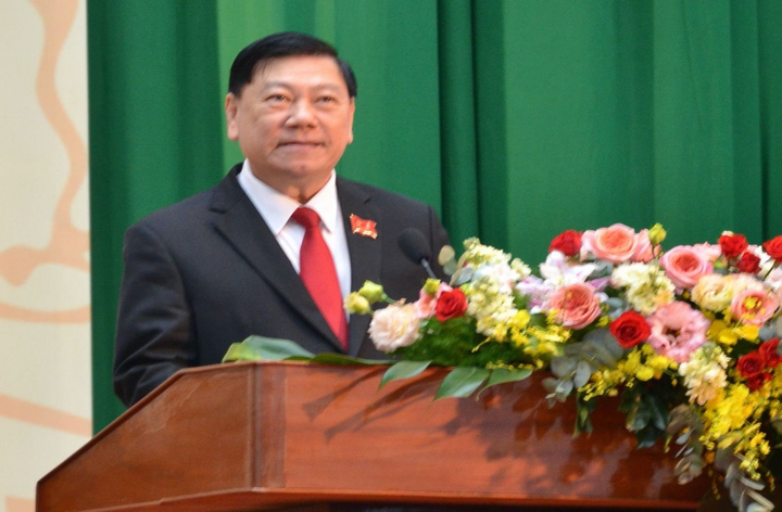 Chân dung Bí thư Tỉnh ủy Vĩnh Long Trần Văn Rón - 1