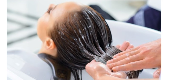 Sai lầm khi gội đầu khiến mái tóc nhanh hư tổn - 5