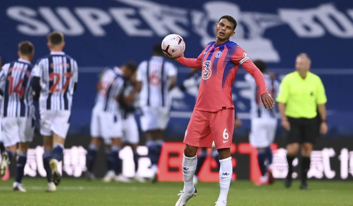 Bóng đá châu Âu điên đảo: Man City, Bayern thua đậm, MU hết trận vẫn có phạt đền - 7