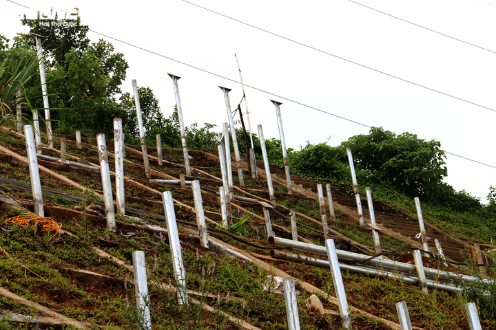 Cận cảnh khẩu hiệu 11 chữ được đầu tư gần 11 tỷ đồng ở Hòa Bình xôn xao dư luận - 4