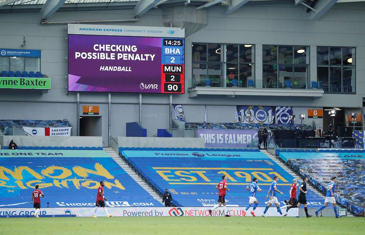 Bóng đá châu Âu điên đảo: Man City, Bayern thua đậm, MU hết trận vẫn có phạt đền - 3