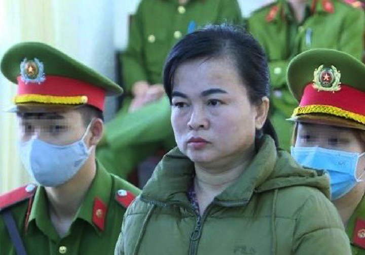 36 năm tù cho hai mẹ con bắn chết chồng, cha - 1
