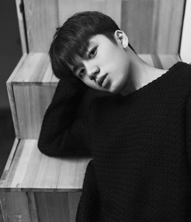 Ảnh: Nam sinh trường Y gây 'sốt' sau clip mặc áo blouse - 2