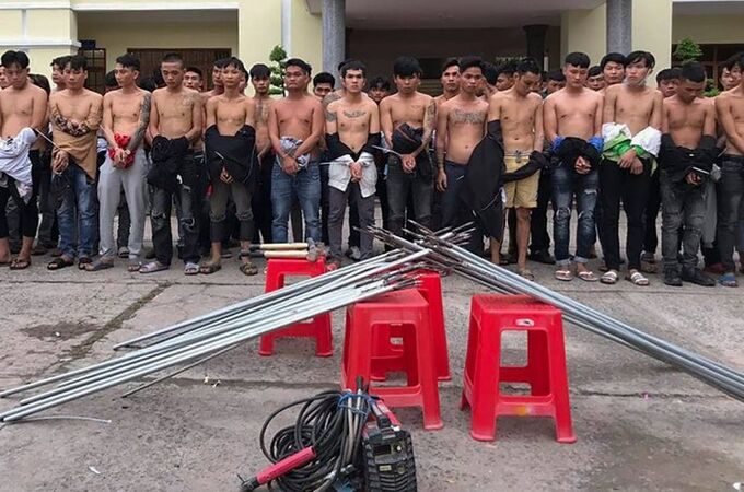 Cảnh sát Đồng Nai vây bắt hai nhóm giang hồ hỗn chiến, tranh giành đất - 2