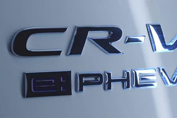 Honda CR-V động cơ lai điện đối đầu Toyota RAV4 - 3