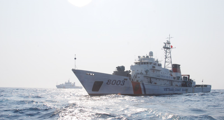 Ảnh: Những con tàu hiện đại của Cảnh sát biển Việt Nam - 8