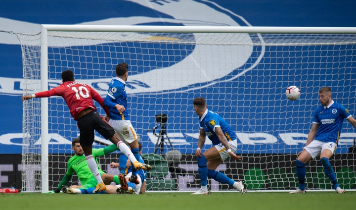 Vòng 3 Ngoại Hạng Anh: Man Utd quá may, Liverpool chưa có đối thủ - 1