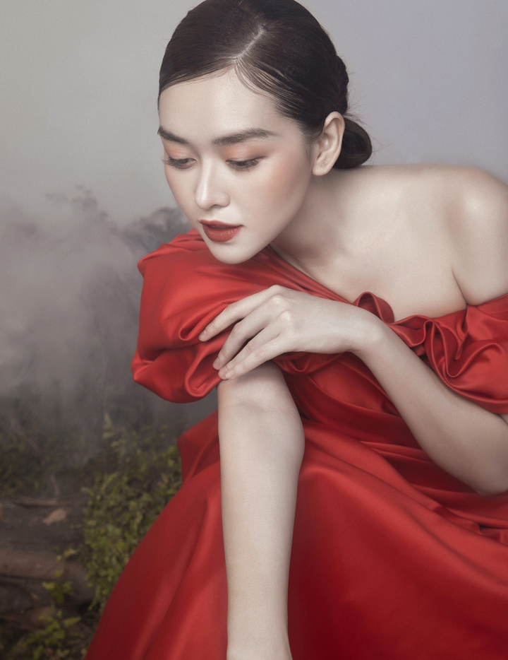 Vẻ đẹp liêu trai của Á hậu Tường San trong bộ ảnh đón Trung thu - 10