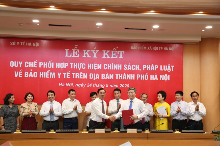 Tăng cường phối hợp tổ chức triển khai thực hiện chế độ BHYT trên địa bàn Thủ đô - 2