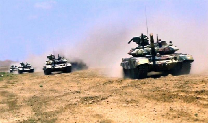 'So găng' sức mạnh quân sự giữa Azerbaijan và Armenia - 2