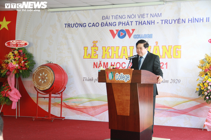 PGS.TS Nguyễn Thế Kỷ: 'Dạy báo chí là dạy nghề - một nghề đặc biệt' - 1