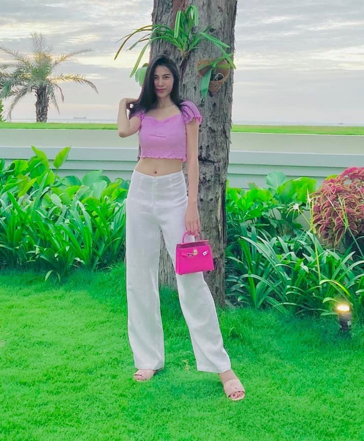 Cát-sê trăm triệu, ca sĩ Thủy Tiên tiêu bao nhiêu tiền mỗi tháng? - 14