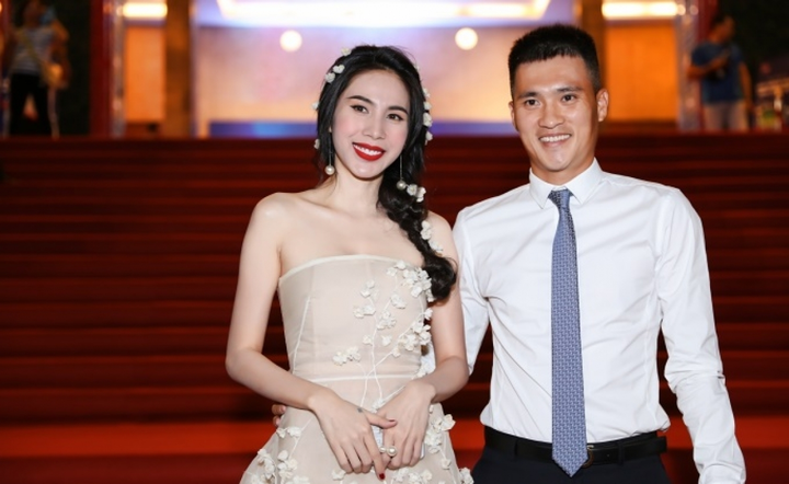 Cát-sê trăm triệu, ca sĩ Thủy Tiên tiêu bao nhiêu tiền mỗi tháng? - 15