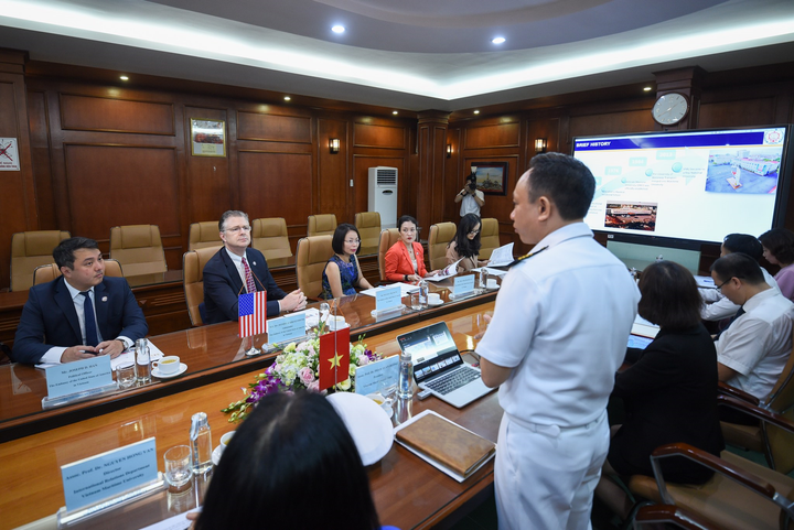 Ảnh: Đại sứ Mỹ thăm thành phố Hải Phòng, di tích Bạch Đằng lịch sử - 9