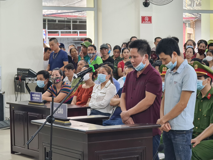 Chủ quán nướng bắt cô gái quỳ xin lỗi bị đề nghị 10 - 12 tháng tù giam - 1