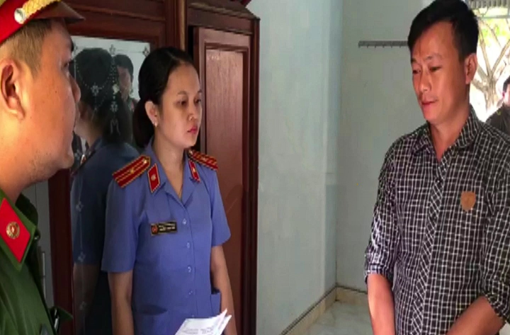 Nhân viên trộm hàng của công ty đem bán, chiếm đoạt hơn 1 tỷ đồng - 1