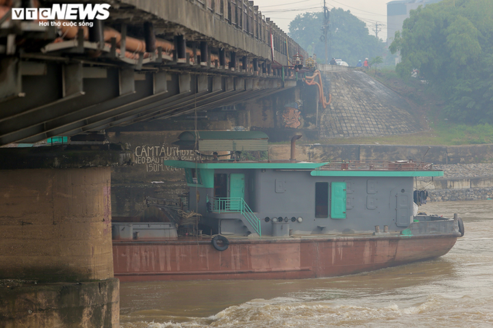 Ảnh: Thủy điện xả lũ, nước sông Hồng, sông Đuống dâng cao - 11