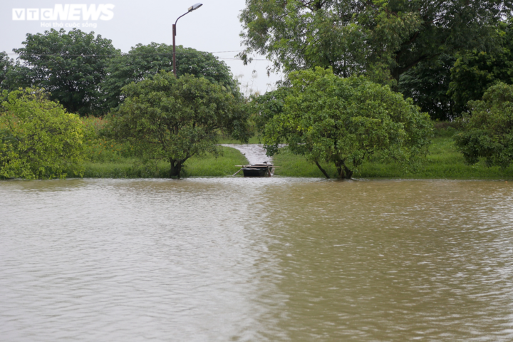 Ảnh: Thủy điện xả lũ, nước sông Hồng, sông Đuống dâng cao - 6