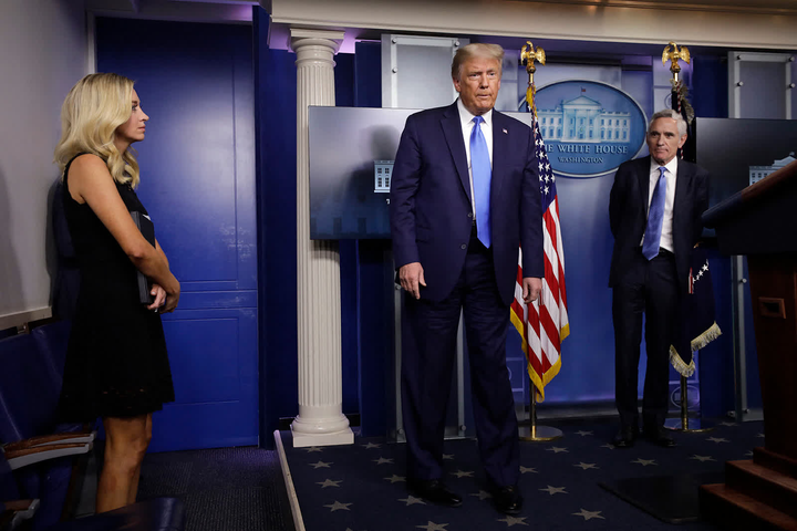 Ảnh: Ông Trump gặp nhiều người, dự loạt sự kiện trước khi mắc COVID-19 - 7