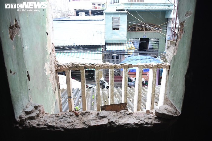 Ảnh: Chung cư ở Hải Phòng xuống cấp trầm trọng, nguy cơ đổ sập bất cứ lúc nào - 5