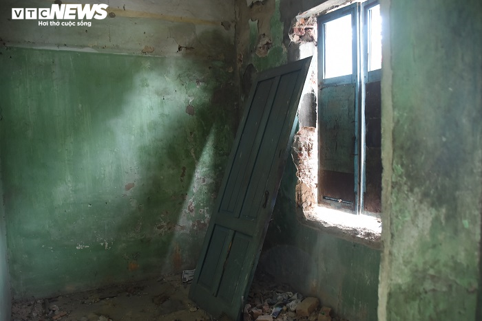 Ảnh: Chung cư ở Hải Phòng xuống cấp trầm trọng, nguy cơ đổ sập bất cứ lúc nào - 11