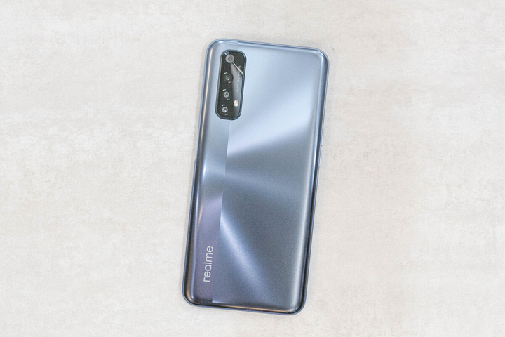 Những smartphone giá 7 triệu đồng mới ra mắt - 4