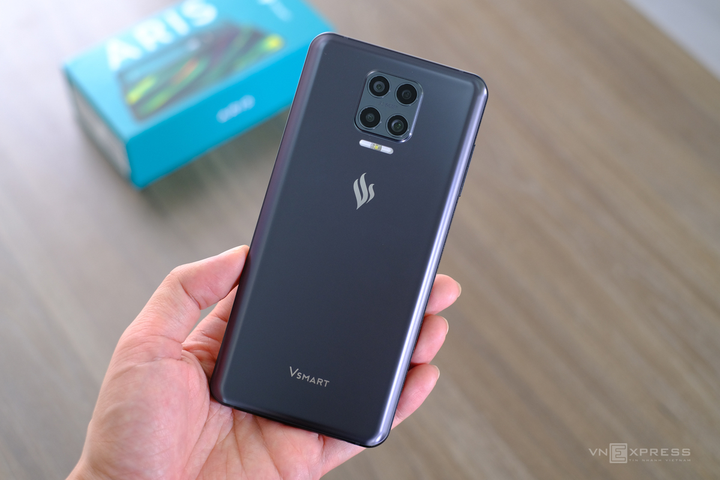 Những smartphone giá 7 triệu đồng mới ra mắt - 1