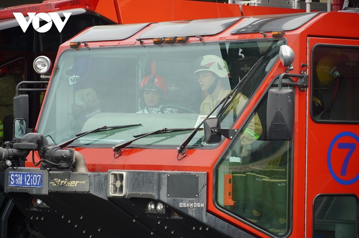 Cận cảnh dàn xe đặc chủng triệu đô tại sân bay Tân Sơn Nhất - 9